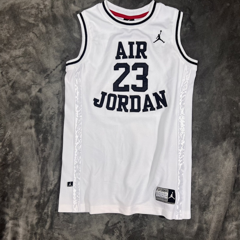 Michael Air Jordan Brand #23 Chicago Basketball Jersey Youth L 12-13y